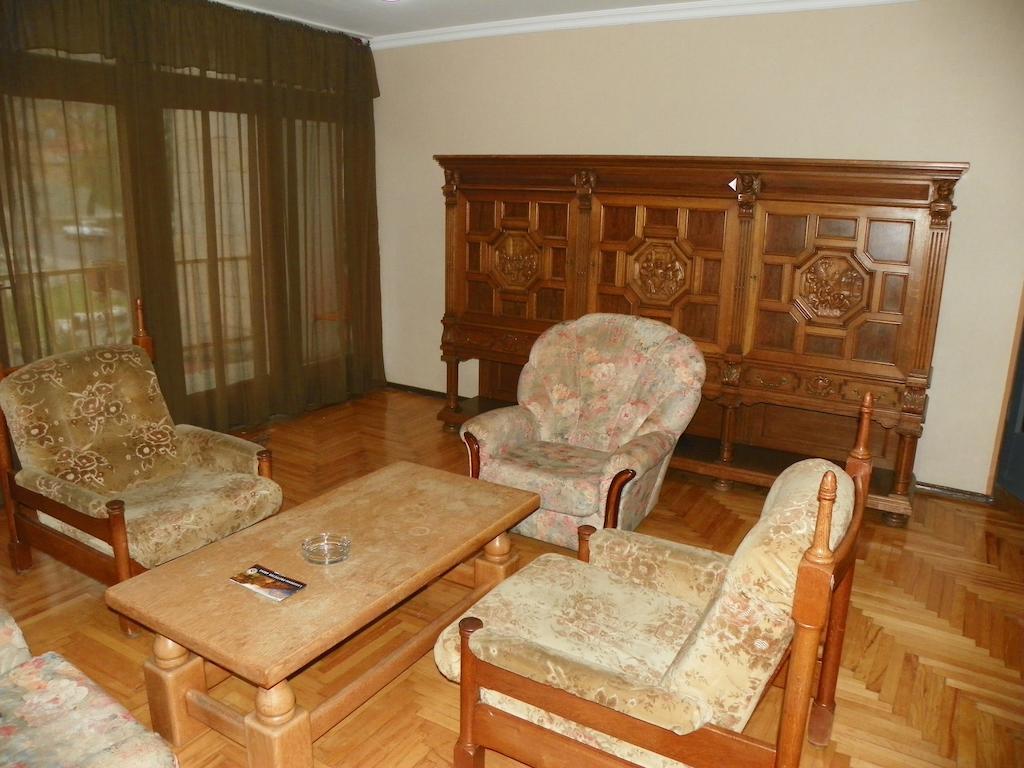 Hereti Hotel Lagodekhi Extérieur photo