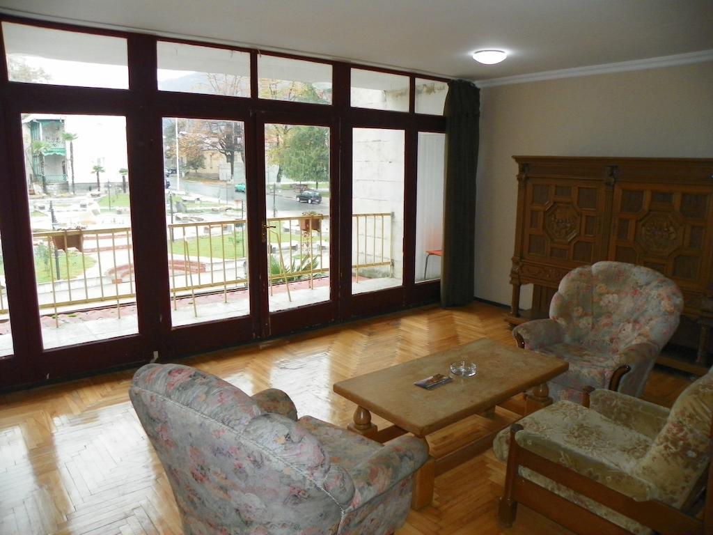Hereti Hotel Lagodekhi Extérieur photo
