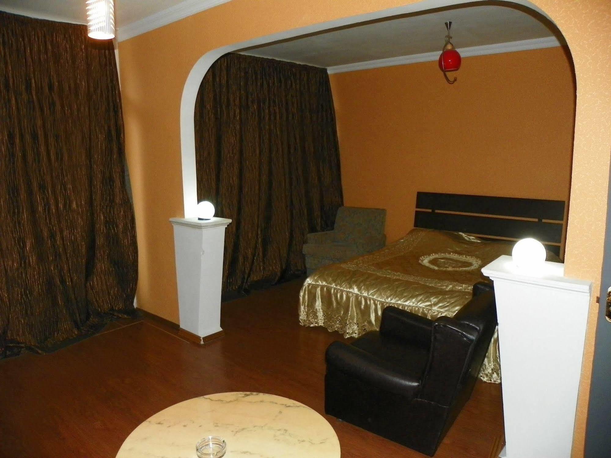 Hereti Hotel Lagodekhi Extérieur photo