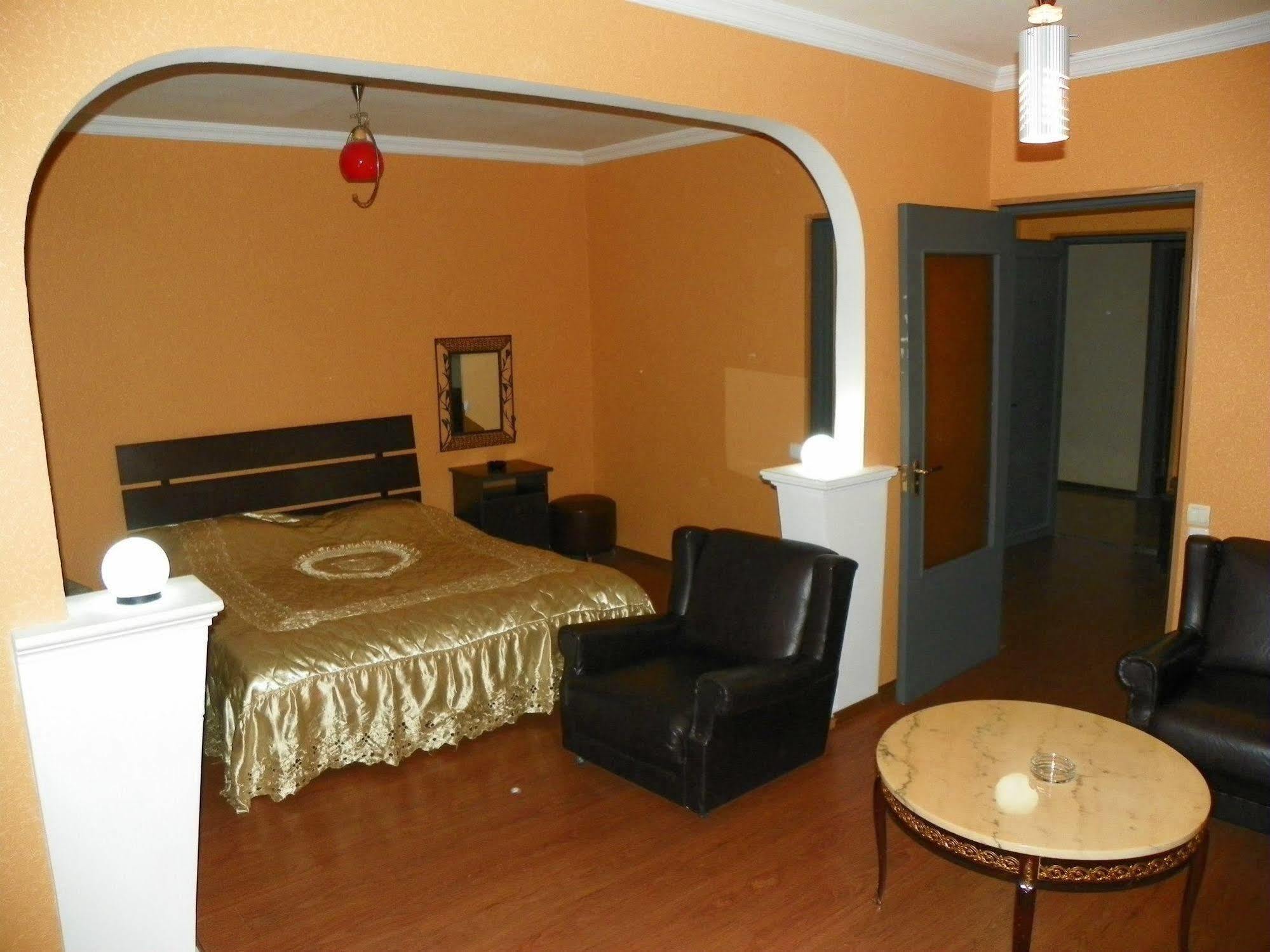 Hereti Hotel Lagodekhi Extérieur photo