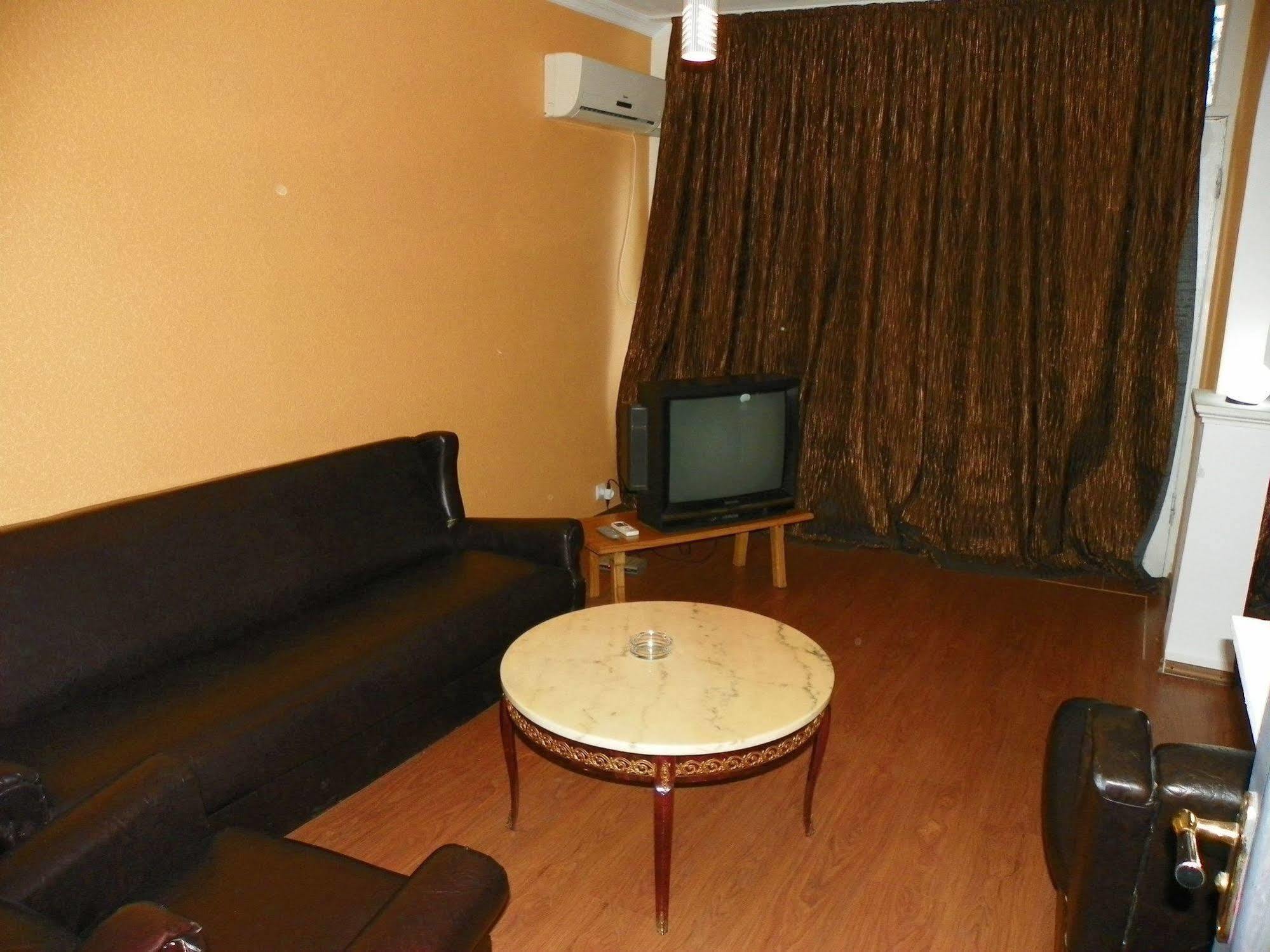 Hereti Hotel Lagodekhi Extérieur photo